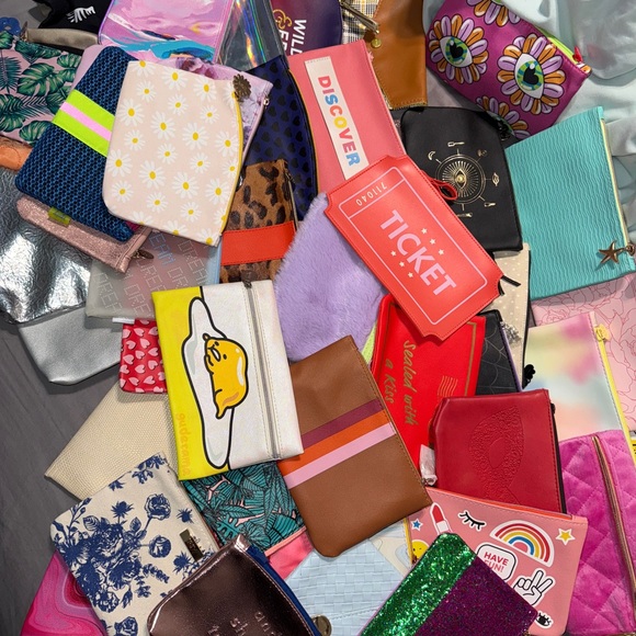 Random Ipsy Glam Bags 5/$25… sellers choice. If there’s one you want, message me - Picture 7 of 9